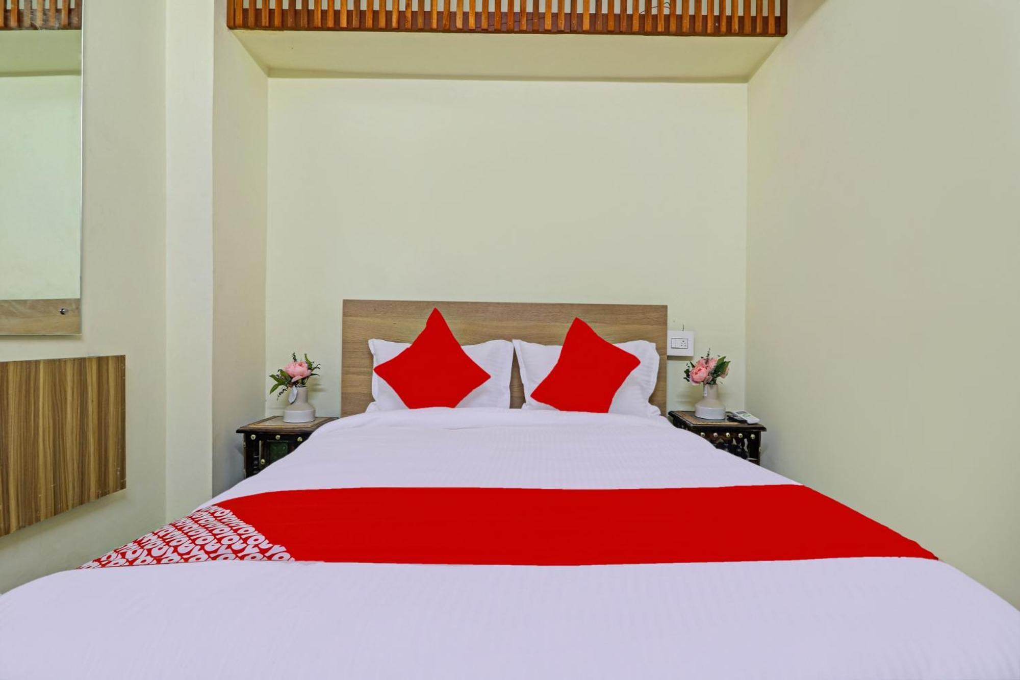 Super Hotel O Dsr Inn Near Nexus Hyderabad Exterior photo